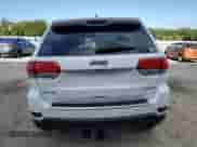 2018 Jeep Grand Cherokee Sterling с VIN 1C4RJFBG5JC325762, выставлен на аукционе Copart как лот 85338355 с пробегом 71 332 миль миль и Списание • Salvage title. История ставок и продаж доступна на DreamBid. Изображение 6.