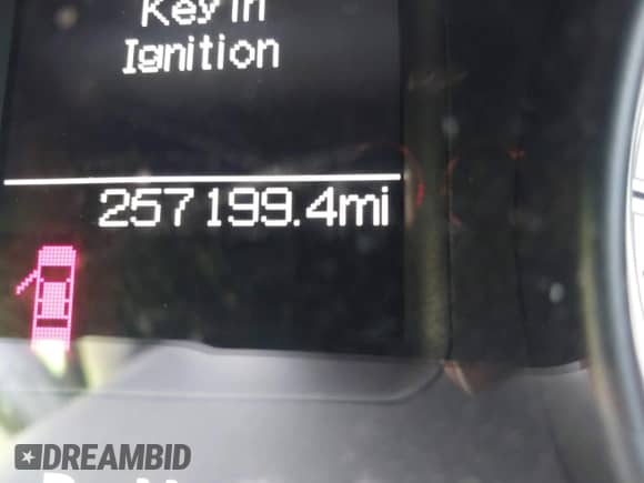 2013 Ram 1500 Express z VIN 1C6RR6FT6DS523896, wystawiony jako IAAI lot #43338595 z przebiegiem 257 199 mil mil oraz . Historia ofert i sprzedaży dostępna na DreamBid. Obrazek 15.