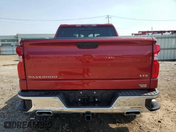 2024 Chevrolet Silverado 1500 LTZ с VIN 1GCUDGEL8RZ151369, выставлен на аукционе Copart как лот 65832005 с пробегом 3 223 миль миль и Списание • Salvage title. История ставок и продаж доступна на DreamBid. Изображение 6.