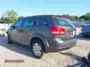 2015 Dodge Journey American Value z VIN 3C4PDCAB5FT559219, wystawiony jako IAAI lot #42852010 z przebiegiem 58 773 mil mil oraz . Historia ofert i sprzedaży dostępna na DreamBid. Obrazek 3.