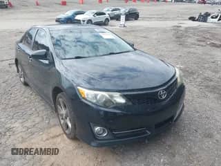 2014 Toyota Camry L with VIN 4T1BF1FK6EU796805, listed as a IAAI auction lot 42960334 with 139,860 mi miles and . Bid and sale history available at DreamBid. Image 1.