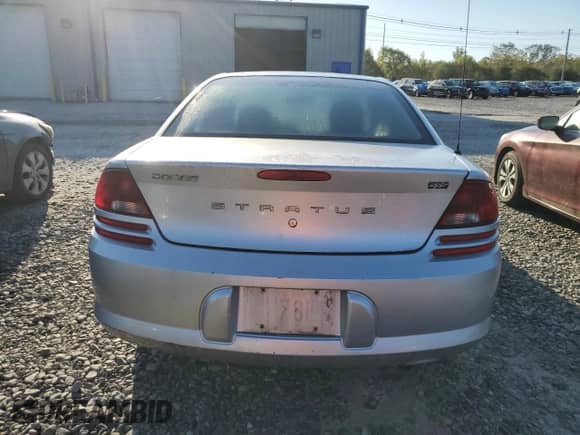 2004 Dodge Stratus SXT with VIN 1B3EL46X94N237606, listed as a Copart auction lot 82208125 with 58,111 mi miles and Clean title. Bid and sale history available at DreamBid. Image 6.