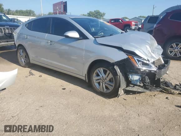 2019 Hyundai Elantra Value Edition с VIN KMHD84LFXKU761546, выставлен на аукционе Copart как лот 68882025 с пробегом Не указан миль и Списание • Salvage title. История ставок и продаж доступна на DreamBid. Изображение 4.