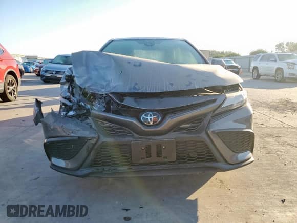 2024 Toyota Camry SE with VIN 4T1G11AK8RU191993, listed as a Copart auction lot 82310095 with 38,760 mi miles and Salvage title. Bid and sale history available at DreamBid. Image 5.