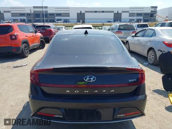 2023 Hyundai Sonata Limited с VIN KMHL54JJ5PA082210, выставлен на аукционе IAAI как лот 43202891 с пробегом 21 621 миль миль и . История ставок и продаж доступна на DreamBid. Изображение 16.