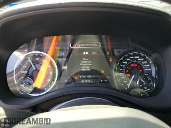 2020 Ram 1500 Rebel z VIN 1C6SRFLT0LN265734, wystawiony jako Copart lot #58668035 z przebiegiem 62 838 mil mil oraz Szkoda całkowita • Salvage title. Historia ofert i sprzedaży dostępna na DreamBid. Obrazek 9.