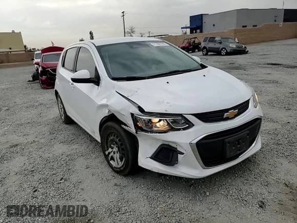 2020 Chevrolet Sonic LT с VIN 1G1JG6SB7L4120742, выставлен на аукционе Copart как лот 71197735 с пробегом 48 896 миль миль и Списание • Salvage title. История ставок и продаж доступна на DreamBid. Изображение 13.