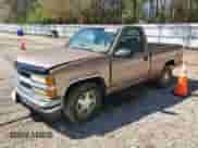 1997 Chevrolet Silverado 1500 with VIN 1GCEC14R4VZ211975, listed as a Copart auction lot 50190115 with 132,978 mi miles and Salvage title. Bid and sale history available at DreamBid. Image 1.