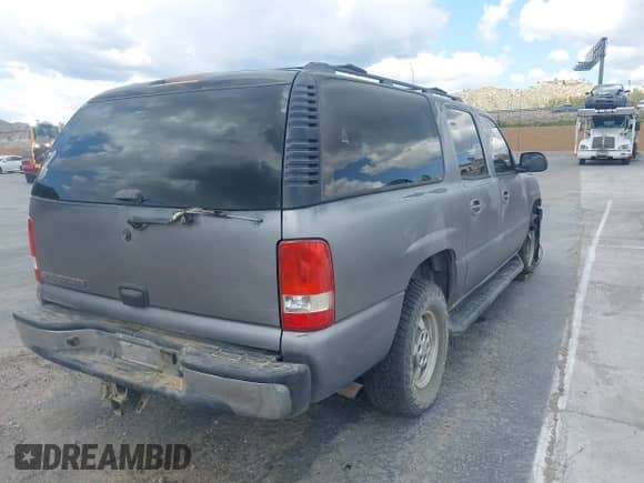 2006 Chevrolet Suburban LS 1WT с VIN 1GNEC16Z26J103651, выставлен на аукционе IAAI как лот 41959305 с пробегом Не указан миль и . История ставок и продаж доступна на DreamBid. Изображение 4.