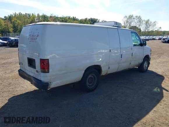 2008 Ford Econoline Cargo Commercial with VIN 1FTSS34L08DA98993, listed as a IAAI auction lot 43373901 with 201,810 mi miles and . Bid and sale history available at DreamBid. Image 4.