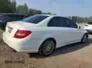 2013 Mercedes-Benz C 300 Luxury z VIN WDDGF8ABXDA751673, wystawiony jako Copart lot #68739465 z przebiegiem 211 703 mil mil oraz Czysty tytuł • Clean title. Historia ofert i sprzedaży dostępna na DreamBid. Obrazek 3.