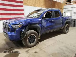 2024 Toyota Tacoma SR5 with VIN 3TMLB5JN1RM002946, listed as a Copart auction lot 68039525 with 21,113 mi miles and Salvage title. Bid and sale history available at DreamBid. Image 1.