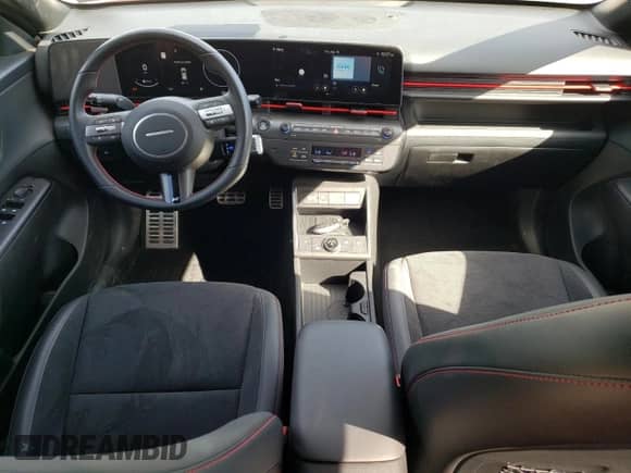 2024 Hyundai Kona N Line с VIN KM8HACA38RU071328, выставлен на аукционе Copart как лот 81124845 с пробегом 5 748 миль миль и Списание • Salvage title. История ставок и продаж доступна на DreamBid. Изображение 8.