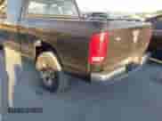 2005 Dodge 1500 SLT z VIN 1D7HA18N55J545835, wystawiony jako IAAI lot #41640358 z przebiegiem 339 592 mil mil oraz . Historia ofert i sprzedaży dostępna na DreamBid. Obrazek 4.