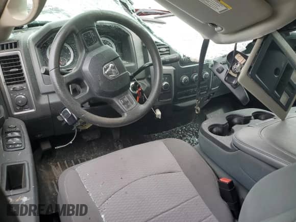 2014 Ram 1500 Express z VIN 1C6RR7FTXES186186, wystawiony jako Copart lot #58702185 z przebiegiem Nie podano mil oraz Szkoda całkowita • Salvage title. Historia ofert i sprzedaży dostępna na DreamBid. Obrazek 8.