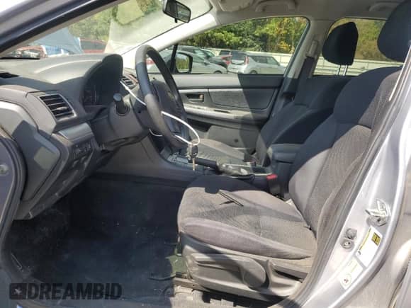 2016 Subaru Impreza 2.0i z VIN JF1GPAA65G8239886, wystawiony jako Copart lot #81267325 z przebiegiem 75 446 mil mil oraz Szkoda całkowita • Salvage title. Historia ofert i sprzedaży dostępna na DreamBid. Obrazek 7.