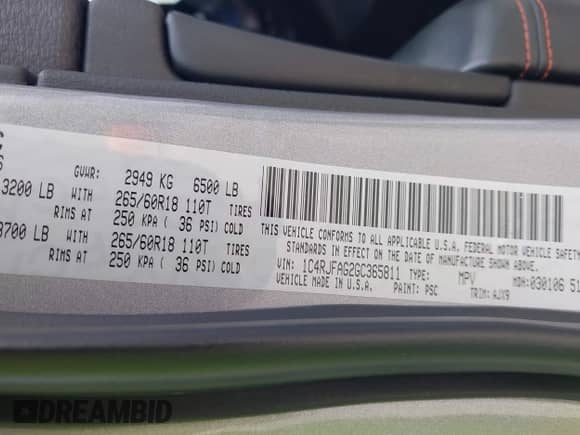 2016 Jeep Grand Cherokee Laredo with VIN 1C4RJFAG2GC365811, listed as a IAAI auction lot 42857669 with 113,595 mi miles and . Bid and sale history available at DreamBid. Image 9.