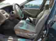 2001 Honda Accord EX z VIN 1HGCG66861A015947, wystawiony jako Copart lot #65003915 z przebiegiem 274 609 mil mil oraz Szkoda całkowita • Salvage title. Historia ofert i sprzedaży dostępna na DreamBid. Obrazek 7.