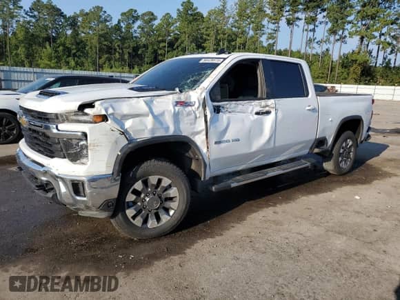 2024 Chevrolet Silverado 2500HD LT with VIN 2GC4YNEY8R1212670, listed as a Copart auction lot 80439575 with 80,662 mi miles and Salvage title. Bid and sale history available at DreamBid. Image 1.