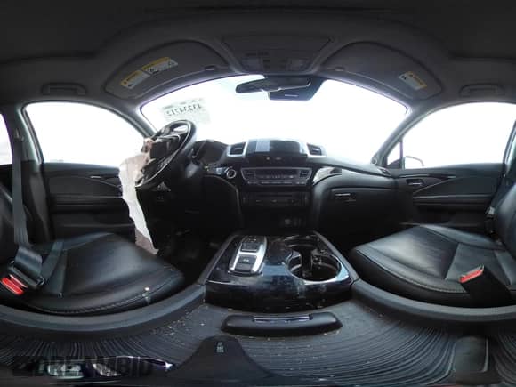 2017 Honda Pilot Touring z VIN 5FNYF6H93HB095058, wystawiony jako IAAI lot #43234712 z przebiegiem 137 267 mil mil oraz . Historia ofert i sprzedaży dostępna na DreamBid. Obrazek 17.