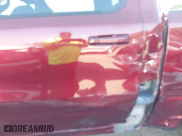 2023 Ram 1500 Laramie z VIN 1C6SRFJT3PN537895, wystawiony jako IAAI lot #43062763 z przebiegiem 12 180 mil mil oraz . Historia ofert i sprzedaży dostępna na DreamBid. Obrazek 6.