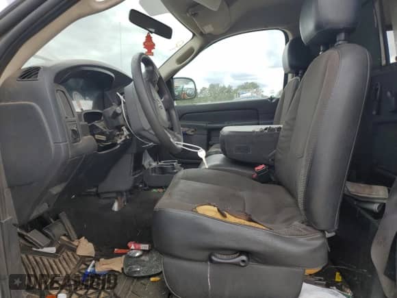 2005 Dodge 1500 ST with VIN 1D7HA16K35J551173, listed as a Copart auction lot 69730475 with 221,914 mi miles and Salvage title. Bid and sale history available at DreamBid. Image 7.