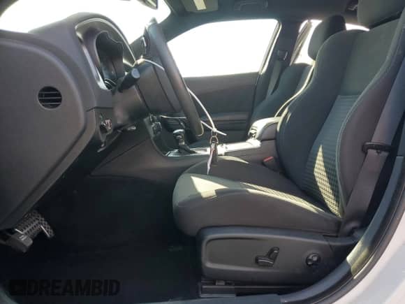 2019 Dodge Charger R/T z VIN 2C3CDXCT4KH554399, wystawiony jako Copart lot #83860635 z przebiegiem 86 490 mil mil oraz Szkoda całkowita • Salvage title. Historia ofert i sprzedaży dostępna na DreamBid. Obrazek 7.