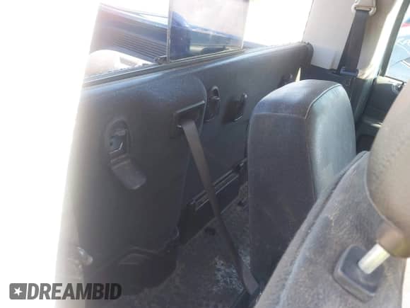 2004 Dodge 1500 ST с VIN 1D7HA16NX4J120208, выставлен на аукционе IAAI как лот 42130591 с пробегом 208 028 миль миль и . История ставок и продаж доступна на DreamBid. Изображение 8.