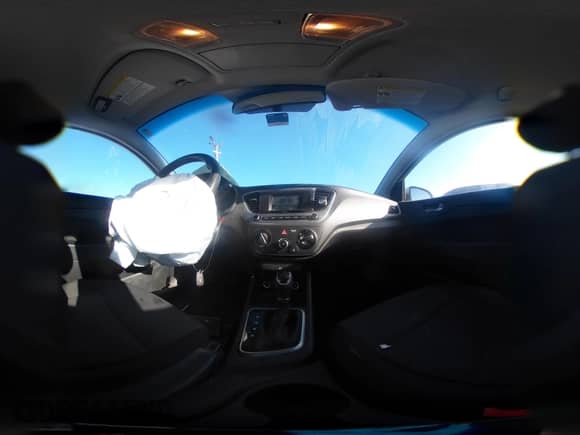 2018 Hyundai Accent SEL с VIN 3KPC24A30JE021558, выставлен на аукционе IAAI как лот 42226244 с пробегом 81 160 миль миль и . История ставок и продаж доступна на DreamBid. Изображение 19.