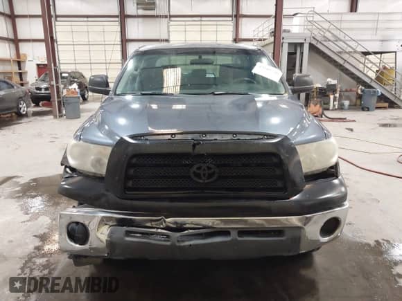 2008 Toyota Tundra z VIN 5TFRT54198X023567, wystawiony jako IAAI lot #43289726 z przebiegiem 185 308 mil mil oraz . Historia ofert i sprzedaży dostępna na DreamBid. Obrazek 12.