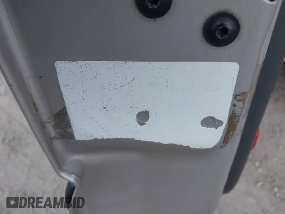 2006 Chevrolet Silverado 1500 LT1 с VIN 1GCEK19B26Z124270, выставлен на аукционе IAAI как лот 42918336 с пробегом 161 179 миль миль и . История ставок и продаж доступна на DreamBid. Изображение 9.