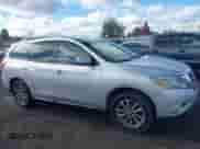 2014 Nissan Pathfinder SL with VIN 5N1AR2MM1EC684139, listed as a IAAI auction lot 43517521 with 208,606 mi miles and . Bid and sale history available at DreamBid. Image 13.