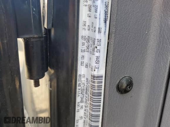 1998 Jeep Wrangler Sport z VIN 1J4FY19SXWP734488, wystawiony jako Copart lot #81896775 z przebiegiem 180 236 mil mil oraz Czysty tytuł • Clean title. Historia ofert i sprzedaży dostępna na DreamBid. Obrazek 13.