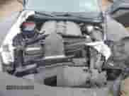 2006 Chevrolet Corvette z VIN 1G1YY26U165125966, wystawiony jako IAAI lot #41503011 z przebiegiem Nie podano mil oraz . Historia ofert i sprzedaży dostępna na DreamBid. Obrazek 10.