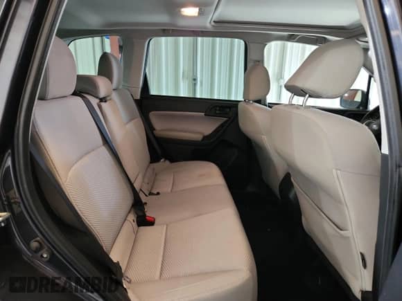 2018 Subaru Forester Premium z VIN JF2SJAGC0JH521624, wystawiony jako Copart lot #84973705 z przebiegiem 68 558 mil mil oraz Czysty tytuł • Clean title. Historia ofert i sprzedaży dostępna na DreamBid. Obrazek 11.