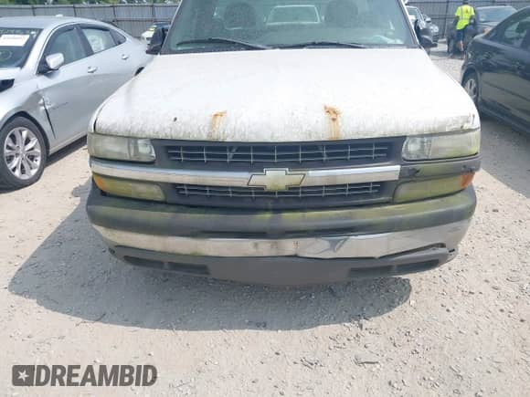 2000 Chevrolet Silverado 1500 LS with VIN 1GCEC14W1YZ152507, listed as a IAAI auction lot 42510745 with 163,400 mi miles and . Bid and sale history available at DreamBid. Image 12.