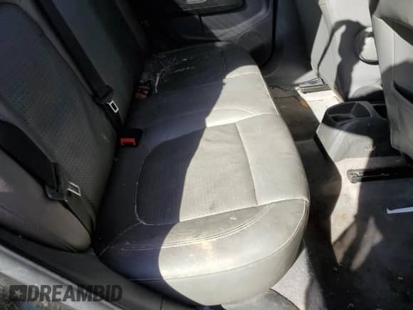 2013 Chevrolet Sonic LTZ с VIN 1G1JE5SH7D4226596, выставлен на аукционе Copart как лот 40272184 с пробегом 150 981 миль миль и Списание • Salvage title. История ставок и продаж доступна на DreamBid. Изображение 10.