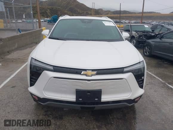 2024 Chevrolet Blazer EV eAWD LT с VIN 3GNKDBRJ0RS218750, выставлен на аукционе IAAI как лот 41735858 с пробегом 2 835 миль миль и . История ставок и продаж доступна на DreamBid. Изображение 13.