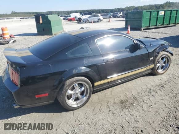 2006 Ford Mustang GT Deluxe с VIN 1ZVFT82H365260761, выставлен на аукционе Copart как лот 80966805 с пробегом 95 931 миль миль и Списание • Salvage title. История ставок и продаж доступна на DreamBid. Изображение 3.