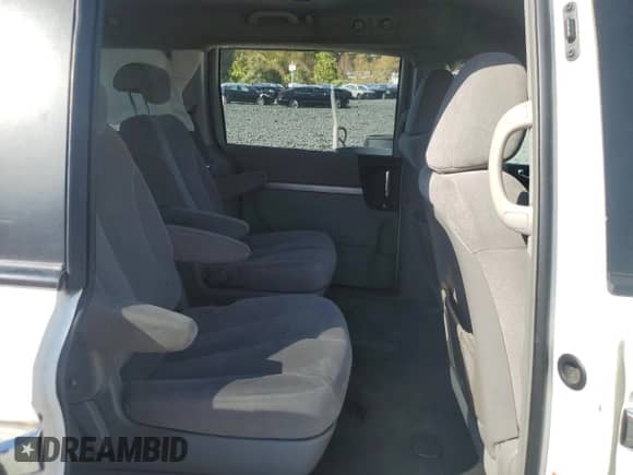 2007 Hyundai Entourage GLS с VIN KNDMC233876033037, выставлен на аукционе Copart как лот 84786415 с пробегом 296 766 миль миль и Списание • Salvage title. История ставок и продаж доступна на DreamBid. Изображение 11.