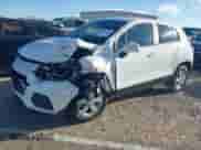 2022 Chevrolet Trax LS z VIN KL7CJNSM6NB518906, wystawiony jako IAAI lot #43379942 z przebiegiem Nie podano mil oraz . Historia ofert i sprzedaży dostępna na DreamBid. Obrazek 16.