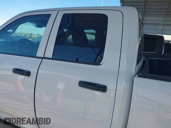 2022 Ram 1500 Tradesman с VIN 1C6RR6FG5NS222976, выставлен на аукционе IAAI как лот 41083811 с пробегом 35 080 миль миль и . История ставок и продаж доступна на DreamBid. Изображение 14.
