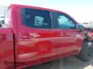 2019 Chevrolet Silverado 1500 RST z VIN 1GCUYEED4KZ144359, wystawiony jako IAAI lot #43030231 z przebiegiem 94 259 mil mil oraz . Historia ofert i sprzedaży dostępna na DreamBid. Obrazek 14.