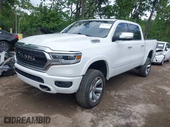 2019 Ram 1500 Limited z VIN 1C6SRFHT8KN695891, wystawiony jako IAAI lot #42529149 z przebiegiem 98 373 mil mil oraz . Historia ofert i sprzedaży dostępna na DreamBid. Obrazek 17.