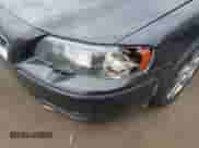 2006 Volvo S60 2.5L Turbo R с VIN YV1RH527762506729, выставлен на аукционе IAAI как лот 41653347 с пробегом 196 901 миль миль и . История ставок и продаж доступна на DreamBid. Изображение 6.