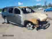 2013 Chevrolet Suburban LS z VIN 1GNSKHE78DR289158, wystawiony jako IAAI lot #43056482 z przebiegiem Nie podano mil oraz . Historia ofert i sprzedaży dostępna na DreamBid. Obrazek 1.