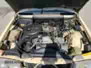 1984 Mercedes-Benz 300 D z VIN WDBAB33A9EA147115, wystawiony jako Copart lot #61462545 z przebiegiem 285 650 mil mil oraz Czysty tytuł • Clean title. Historia ofert i sprzedaży dostępna na DreamBid. Obrazek 11.