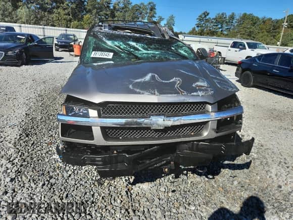 2002 Chevrolet Avalanche с VIN 3GNEC13T02G179039, выставлен на аукционе Copart как лот 86136545 с пробегом Не указан миль и На запчасти • Non repairable. История ставок и продаж доступна на DreamBid. Изображение 5.