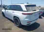 2023 Jeep Grand Cherokee Overland z VIN 1C4RJHDG8PC560416, wystawiony jako IAAI lot #42746164 z przebiegiem 16 237 mil mil oraz . Historia ofert i sprzedaży dostępna na DreamBid. Obrazek 3.