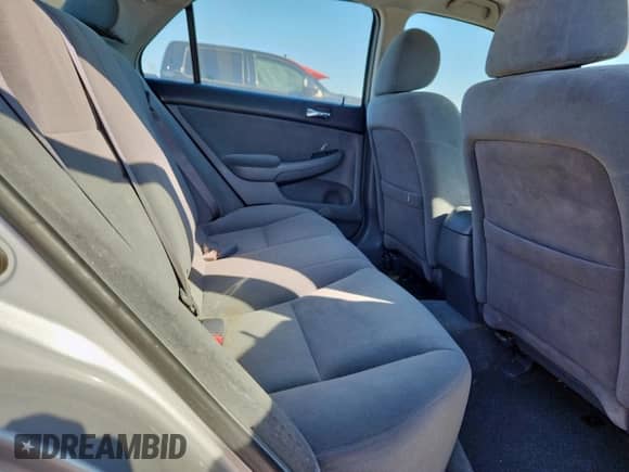 2006 Honda Accord VP с VIN 1HGCM55176A180162, выставлен на аукционе Copart как лот 84940565 с пробегом 252 156 миль миль и Чистый • Clean title. История ставок и продаж доступна на DreamBid. Изображение 10.